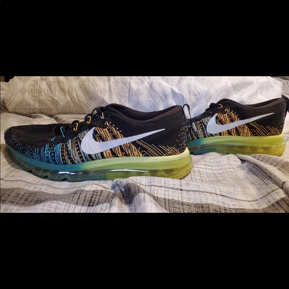 Nike - Picture 1 of 5